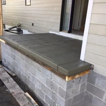 Replacement front stoop and steps